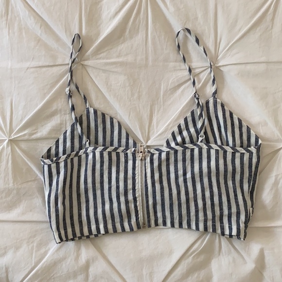 J.D. Luxe Striped Jumpsuit size Small - Picture 3 of 4